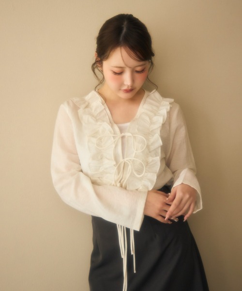 miune(ミューヌ)の「フロントフリルブラウス(シャツ/ブラウス・レディース・アイボリー/ピンク・FREE)」の19枚目の写真