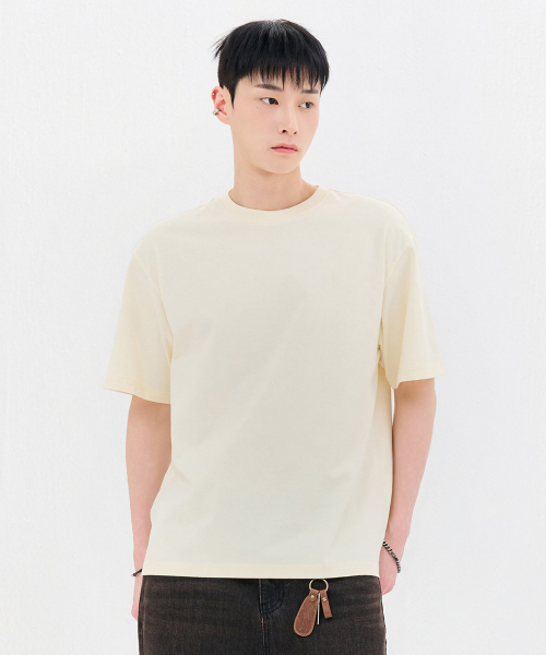 CHASECULT(チェイスカルト)の「共用ロゴ半袖Tシャツ-FBZU5801C06(Tシャツ/カットソー・メンズ・イエロー・90/95/100/105/110)」の1枚目の写真