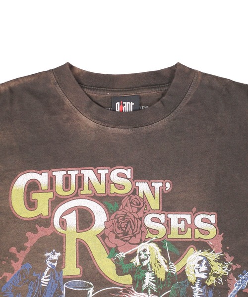 giant Vintage(ジャイアントヴィンテージ)の「【GIANT01】【Giant Vintage/ジャイアント ヴィンテージ】GUN N' ROSES GNR SKELETONS LIVE SCREEN PRINT OVERSIZED BOX SILHOUETTE T-SHIRTS(Tシャツ/カットソー・メンズ・ブラウン系その他・LARGE/MEDIUM/SMALL/X-LARGE)」の5枚目の写真