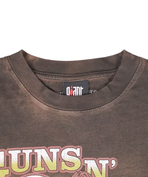 giant Vintage(ジャイアントヴィンテージ)の「【GIANT01】【Giant Vintage/ジャイアント ヴィンテージ】GUN N' ROSES GNR SKELETONS LIVE SCREEN PRINT OVERSIZED BOX SILHOUETTE T-SHIRTS(Tシャツ/カットソー・メンズ・ブラウン系その他・LARGE/MEDIUM/SMALL/X-LARGE)」の6枚目の写真