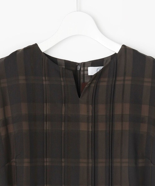 J.PRESS(ジェイプレス)の「シャドーチェック ワンピース(ワンピース・レディース・ダークブラウン系3/ネイビー系・11/9)」の11枚目の写真