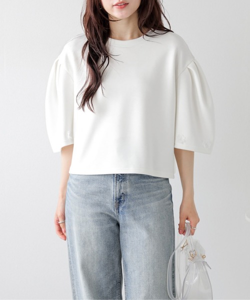 La-gemme(ラジェム)の「立体袖×チュールフラワー プルオーバー(Tシャツ/カットソー・レディース・ブラック/ピンク/ホワイト・フリー)」の1枚目の写真