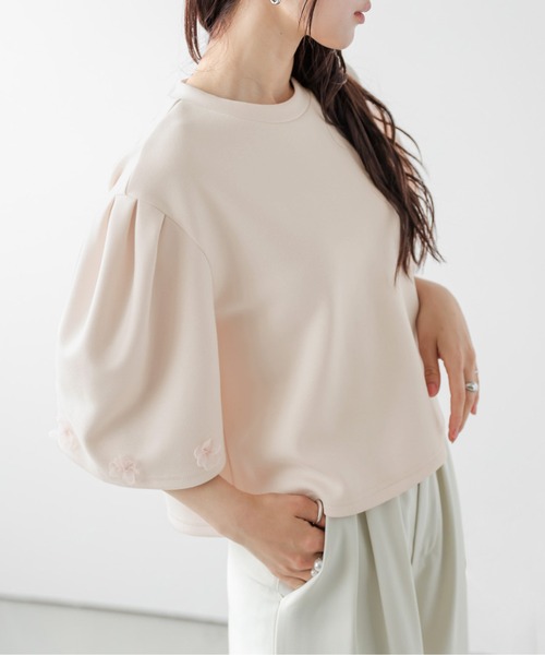 La-gemme(ラジェム)の「立体袖×チュールフラワー プルオーバー(Tシャツ/カットソー・レディース・ブラック/ピンク/ホワイト・フリー)」の12枚目の写真
