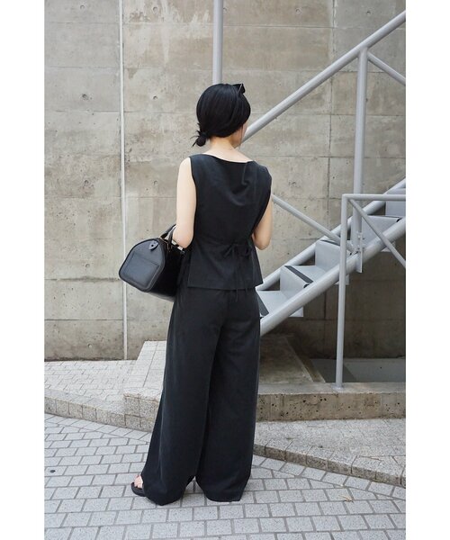 SHENERY(シーナリー)の「【Her Edit】【セットアップ対応】キュプラジャージートップス(シャツ/ブラウス・レディース・ブラック/ベージュ・FREE)」の5枚目の写真