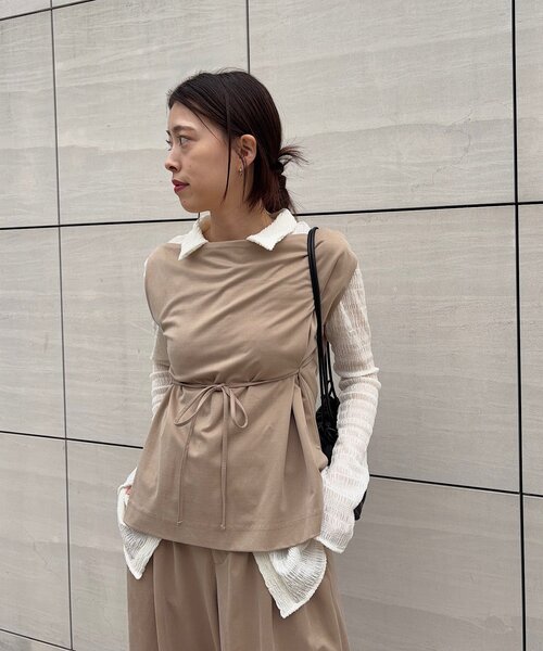 SHENERY(シーナリー)の「【Her Edit】【セットアップ対応】キュプラジャージートップス(シャツ/ブラウス・レディース・ブラック/ベージュ・FREE)」の20枚目の写真