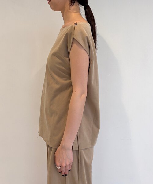 SHENERY(シーナリー)の「【Her Edit】【セットアップ対応】キュプラジャージートップス(シャツ/ブラウス・レディース・ブラック/ベージュ・FREE)」の16枚目の写真