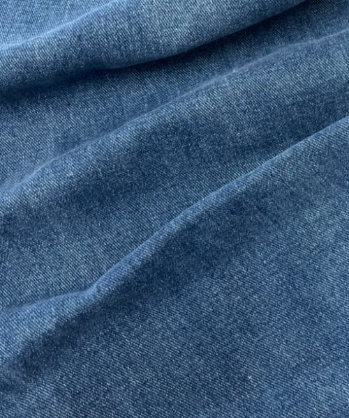 NANEA(ナネア)の「バックポケット ワイドストレートデニム(デニムパンツ・レディース・ブルー・LARGE/MEDIUM/SMALL)」の17枚目の写真