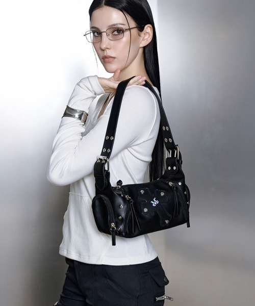 MUCENT(ムセント)の「MUCENT/BAEL レザーBAG(ショルダーバッグ・レディース・ブラック・FREE)」の9枚目の写真