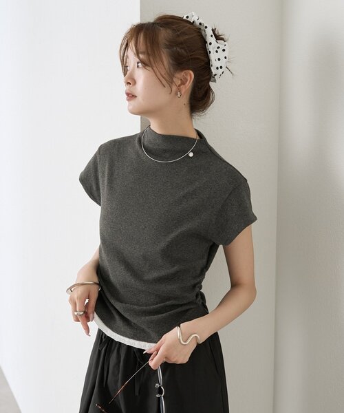 mystic(ミスティック)の「【レイヤードデザイン】プレート付きハイネックTシャツ(Tシャツ/カットソー・レディース・ブルー/ブラック/チャコールグレー/アイボリー・FREE)」の12枚目の写真