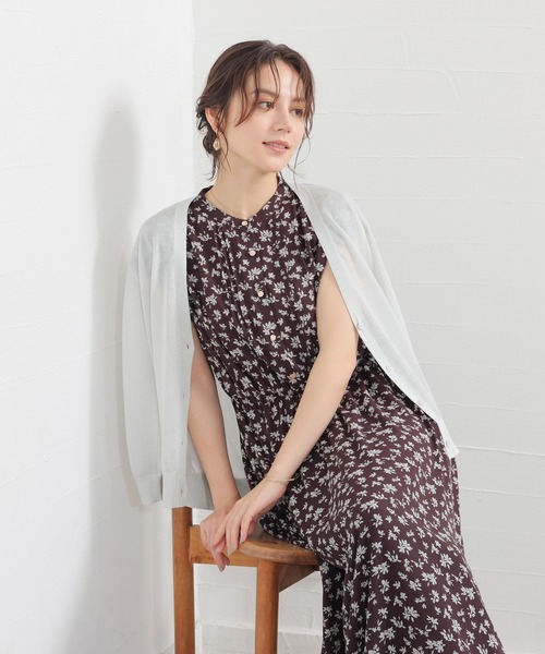 GLACIER lusso(グラシアルッソ)の「花柄ピンタックワンピース(ワンピース・レディース・グリーン系その他2/レッド系その他2/ブラック系その他2・M/LL/S/L)」の14枚目の写真