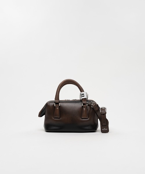 Maison MIHARA YASUHIRO(メゾンミハラヤスヒロ)の「"VINTAGE" Boston Bag Small(ショルダーバッグ・レディース・ブラウン/ブラック・FREE)」の2枚目の写真