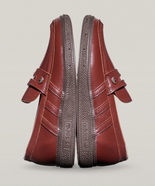 HANDBALL SPEZIAL LOAFER PREM KJ5787（ローファー）｜adidas