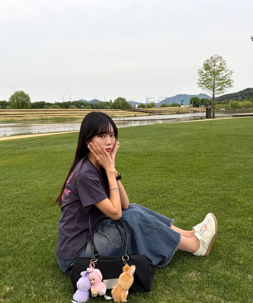 OURSAYSOUR(アワーセイアワー)の「フラワーシンボルロゴクロップ半袖Tシャツチャコール(Tシャツ/カットソー・レディース・チャコール・FREE)」の7枚目の写真