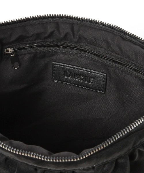 LAKOLE(ラコレ)の「ギャザーミニショルダーバッグ / 759999(ショルダーバッグ・レディース・ブラック/アイボリー/グレー・FREE)」の11枚目の写真