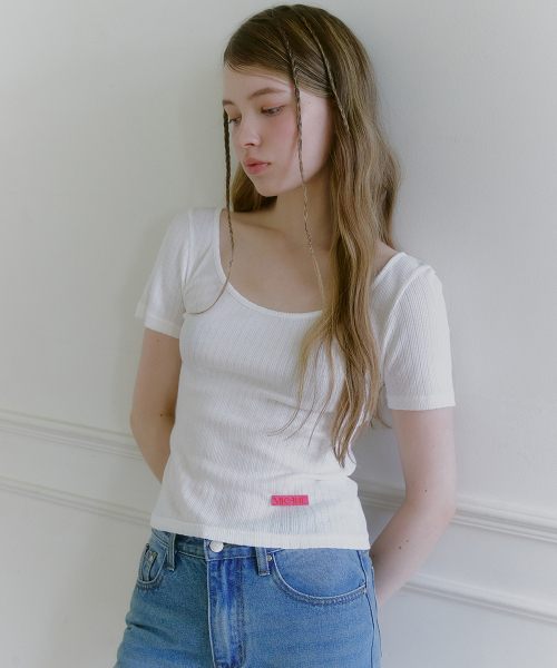 MICANE(ミケーネ)の「ミニョンワイドネックT(Tシャツ/カットソー・レディース・ライトグレー/スカイブルー/ブラック/アイボリー・1/2/4/3)」の8枚目の写真