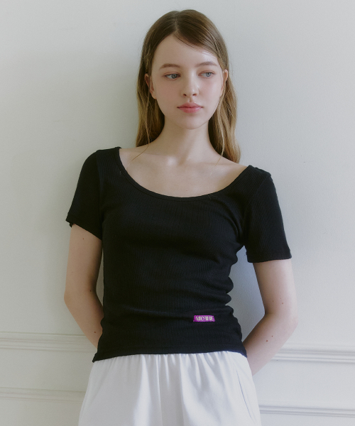 MICANE(ミケーネ)の「ミニョンワイドネックT(Tシャツ/カットソー・レディース・ライトグレー/スカイブルー/ブラック/アイボリー・1/2/4/3)」の13枚目の写真