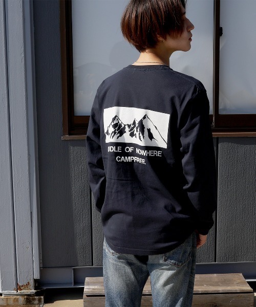 CAMPFREE（キャンプフリー）の「[キャンプフリー] CAMPFREE マウンテン バックプリント ロングスリーブTシャツ（Tシャツ/カットソー・メンズ・ネイビー/ヘザーグレー/ホワイト×ブラック/ブラック×ホワイト/ブラック×パープル/ホワイト×ブラウン・M/L/XL/XXL/S）」の6枚目の写真