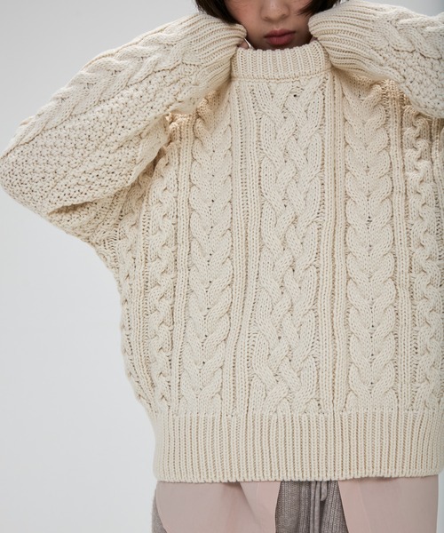 full/fill.(フルフィル)の「cable wide knit / ケーブルワイドニット(ニット/セーター・レディース・ブラウン/アイボリー・FREE)」の5枚目の写真