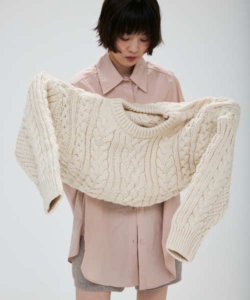 full/fill.(フルフィル)の「cable wide knit / ケーブルワイドニット(ニット/セーター・レディース・ブラウン/アイボリー・FREE)」の6枚目の写真