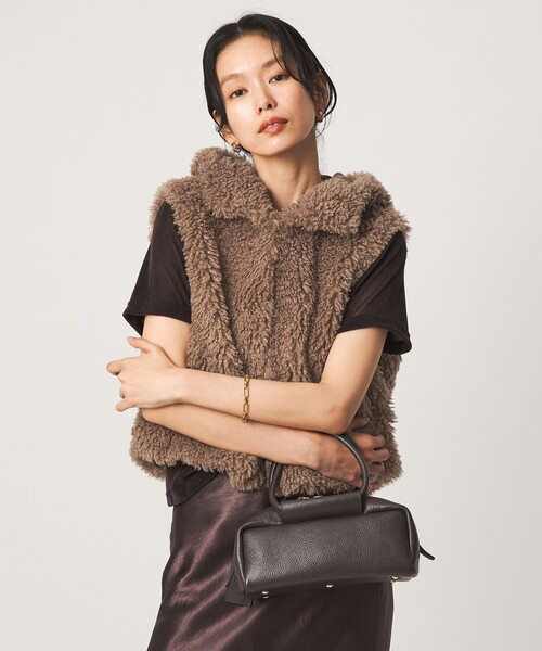 green label relaxing(グリーンレーベルリラクシング)の「【別注】<VINCENT PRADIER>フェイクファー フード ベスト(ベスト・レディース・ブラウン/ブラック・FREE)」の3枚目の写真