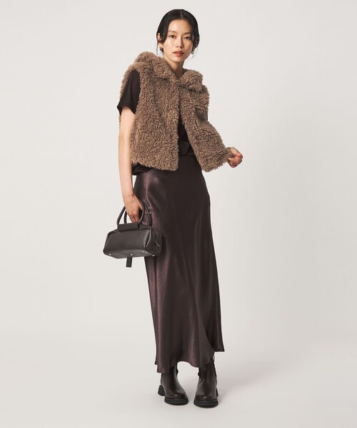 green label relaxing(グリーンレーベルリラクシング)の「【別注】<VINCENT PRADIER>フェイクファー フード ベスト(ベスト・レディース・ブラウン/ブラック・FREE)」の7枚目の写真
