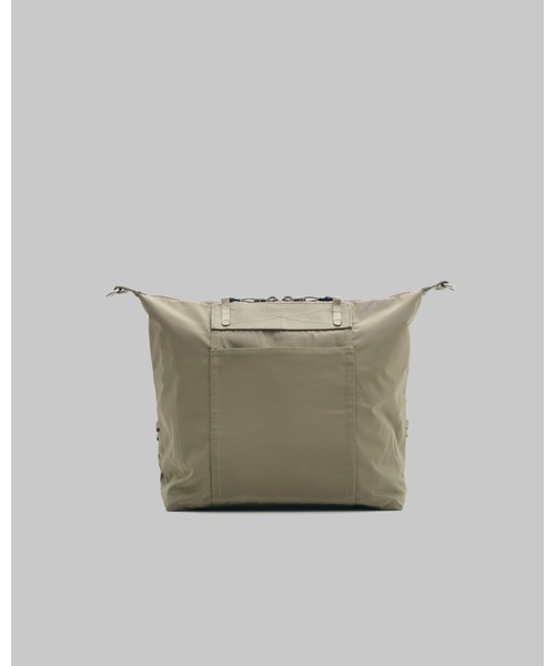 Topologie(トポロジー)の「Explorer Tote Medium(トートバッグ・レディース・モスグリーン系/ブラック・ONE SIZE)」の2枚目の写真