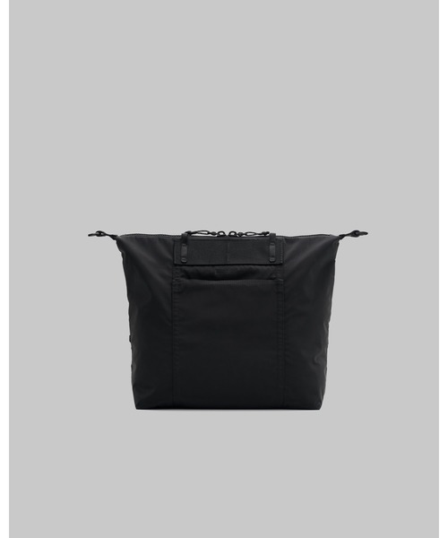 Topologie(トポロジー)の「Explorer Tote Medium(トートバッグ・レディース・モスグリーン系/ブラック・ONE SIZE)」の1枚目の写真