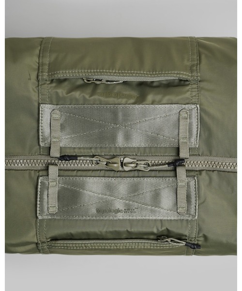 Topologie(トポロジー)の「Explorer Tote Medium(トートバッグ・レディース・モスグリーン系/ブラック・ONE SIZE)」の12枚目の写真