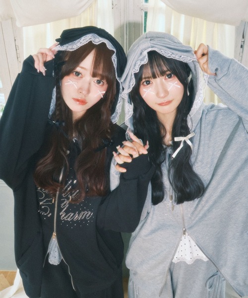 WEGO(ウィゴー)の「《韓国ガーリー♪》リボンフードジップパーカー(パーカー・レディース・グレー/ピンク/ブラック・FREE)」の1枚目の写真