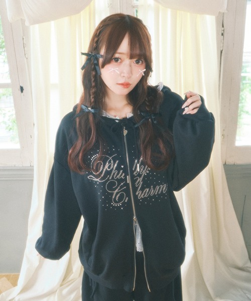 WEGO(ウィゴー)の「《韓国ガーリー♪》リボンフードジップパーカー(パーカー・レディース・グレー/ピンク/ブラック・FREE)」の5枚目の写真