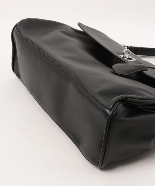 Burner(バーナー)の「【Leathen Leather(レーセンレザー)】ショルダーバッグ lea-shbag-13-45【RBTS】(ショルダーバッグ・メンズ・ブラック・FREE)」の3枚目の写真
