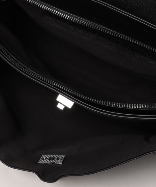 Burner(バーナー)の「【Leathen Leather(レーセンレザー)】ショルダーバッグ lea-shbag-13-45【RBTS】(ショルダーバッグ・メンズ・ブラック・FREE)」の4枚目の写真