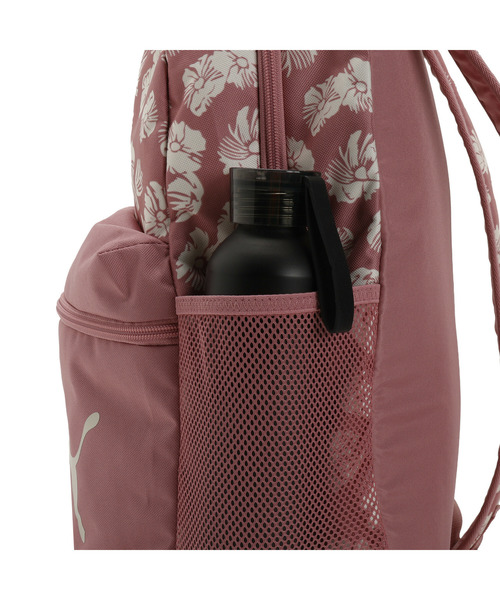 PUMA(プーマ)の「PUMA プーマ ユニセックス プーマ フェーズ AOP バックパック 22L(バックパック/リュック・メンズ・ブラック系その他3/ブラック系/ピンク系その他2・フリー)」の7枚目の写真