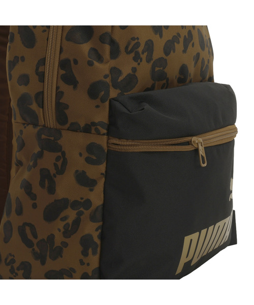 PUMA(プーマ)の「PUMA プーマ ユニセックス プーマ フェーズ AOP バックパック 22L(バックパック/リュック・メンズ・ブラック系その他3/ブラック系/ピンク系その他2・フリー)」の15枚目の写真