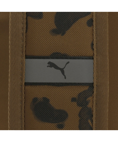 PUMA(プーマ)の「PUMA プーマ ユニセックス プーマ フェーズ AOP バックパック 22L(バックパック/リュック・メンズ・ブラック系その他3/ブラック系/ピンク系その他2・フリー)」の17枚目の写真