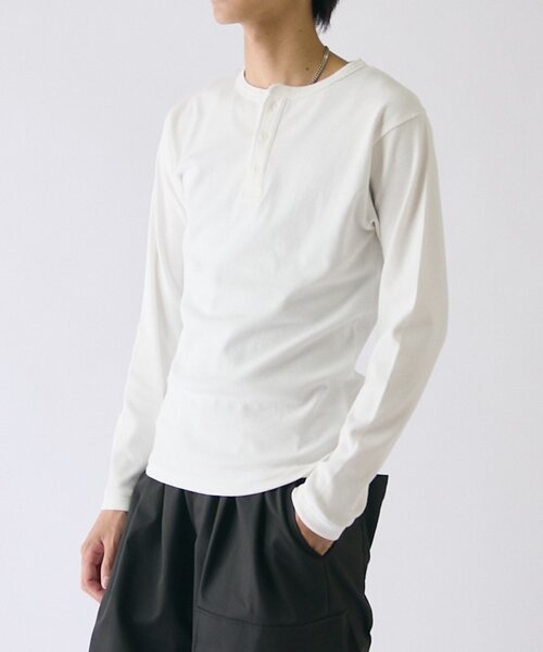 goocy（グーシー）の「スパンリブヘンリーネックL/S TEE（Tシャツ/カットソー・メンズ・カーキ/ホワイト/グレー/ブラック・MEDIUM/LARGE）」の7枚目の写真