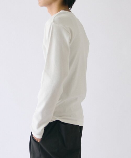 goocy（グーシー）の「スパンリブヘンリーネックL/S TEE（Tシャツ/カットソー・メンズ・カーキ/ホワイト/グレー/ブラック・MEDIUM/LARGE）」の9枚目の写真