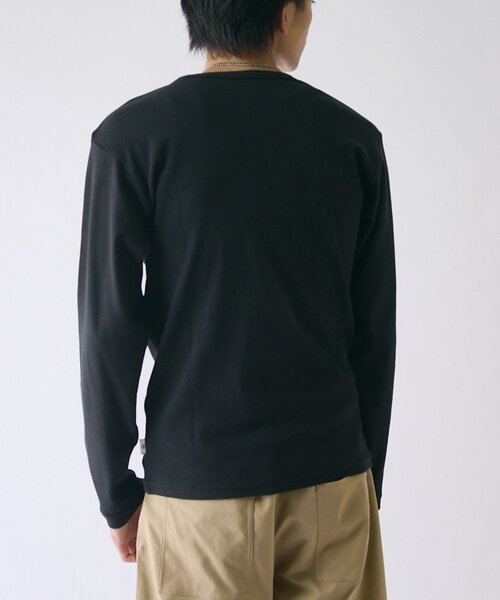goocy（グーシー）の「スパンリブヘンリーネックL/S TEE（Tシャツ/カットソー・メンズ・カーキ/ホワイト/グレー/ブラック・MEDIUM/LARGE）」の19枚目の写真
