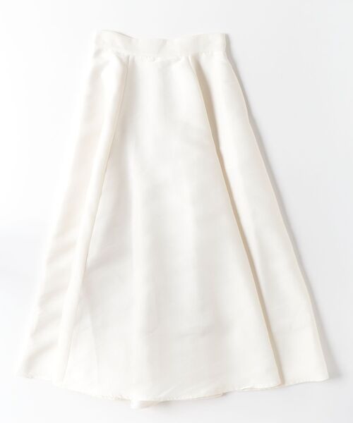 CLANE(クラネ)の「VOLUME FLARE SKIRT 11109-6033(スカート・レディース・オフホワイト/ブラック・2)」の2枚目の写真