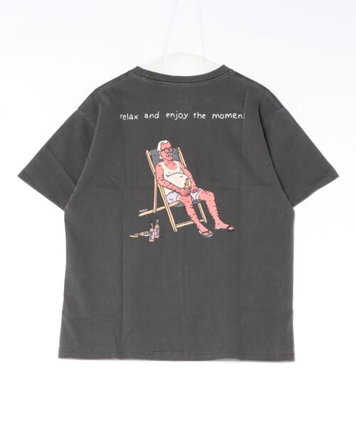 BROTHER MERLE(ブラザー マール)の「RSC×BROTHER MERLE / 日焼けすぎ オジサン T-SHIRT(M4)(Tシャツ/カットソー・メンズ・チャコールグレー/カーキ・MEDIUM/X-LARGE/LARGE)」の12枚目の写真