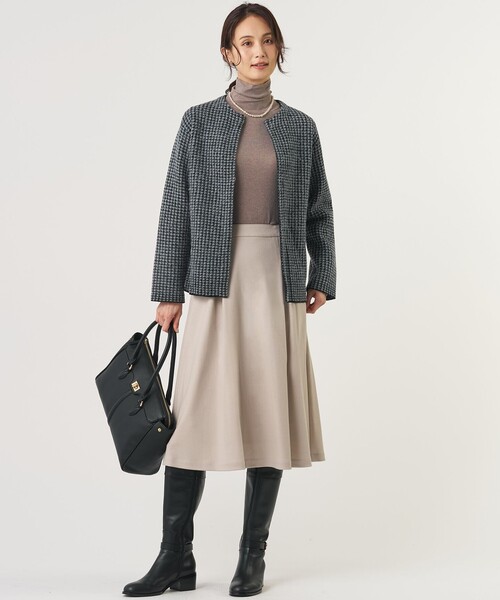 J.PRESS（ジェイプレス）の「【季節の変わり目に】KNIT OUTER（ニット/セーター・レディース・ライトグレー系3/ブラウン系3・T13/T15）」の4枚目の写真