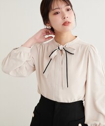 マルチWAYデザインブラウス