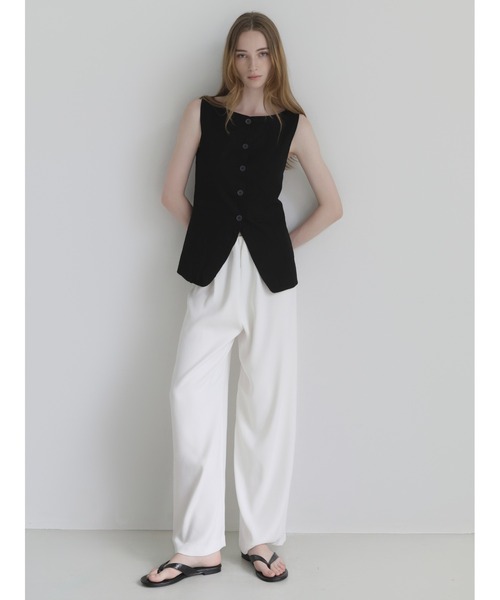 celon(セロン)の「minimal button vest(その他トップス・レディース・ブラック/ホワイト・FREE)」の3枚目の写真