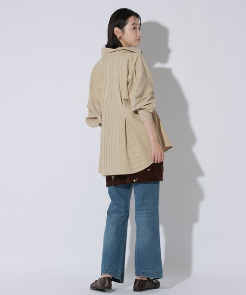 LAKOLE(ラコレ)の「ピーチ起毛ストライプタックシャツ / 1057545(シャツ/ブラウス・レディース・ベージュ/ブラウン/サックスブルー・FREE)」の13枚目の写真