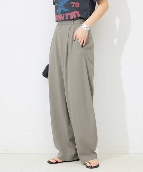SLOBE IENA(スローブイエナ)の「《3サイズ展開/追加2》ワンタックバレルスラックス(スラックス・レディース・ブラック/カーキ・38/36/34)」の9枚目の写真