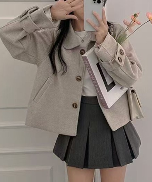 FLINEA(フリネア)の「ステンカラーシングルブレストショートコート(ステンカラーコート・レディース・ベージュ/ブラウン・FREE)」の6枚目の写真