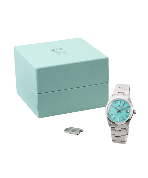 VAGUE WATCH CO.(ヴォーグウォッチカンパニー)の「VAGUE WATCH CO. Every-One Blue with HIGHSNOBIETY(アナログ腕時計・レディース・シルバー・FREE)」の14枚目の写真