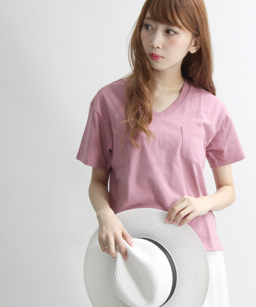 WEGO（ウィゴー）の「WEGO/USAコットンVネックTシャツ（Tシャツ/カットソー・レディース・キャメル/ホワイト/ブラック/ネイビー/杢グレー/イエロー/ピンク/レッド系その他/ホワイト系その他/パープル/ダークグリーン・LARGE/MEDIUM）」の7枚目の写真