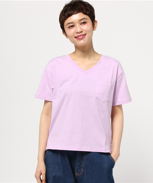 WEGO（ウィゴー）の「WEGO/USAコットンVネックTシャツ（Tシャツ/カットソー・レディース・キャメル/ホワイト/ブラック/ネイビー/杢グレー/イエロー/ピンク/レッド系その他/ホワイト系その他/パープル/ダークグリーン・LARGE/MEDIUM）」の13枚目の写真