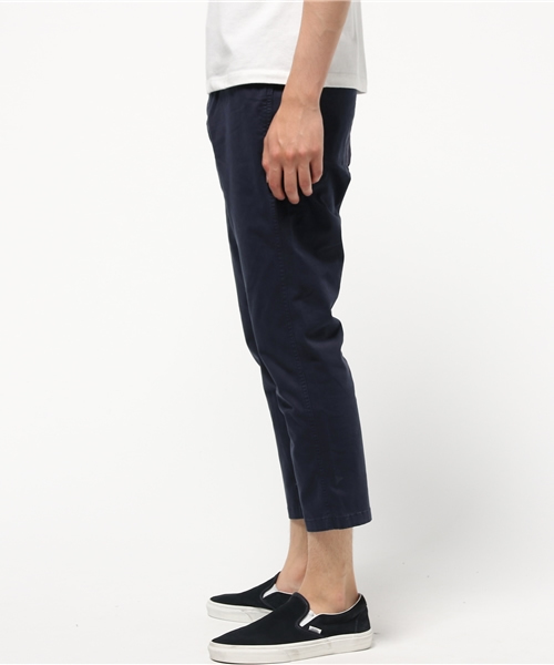 SHIPS(シップス)の「GRAMiCCi(グラミチ): ナロー クロップド パンツ(その他パンツ・メンズ・カーキ/オリーブ/ネイビー/ホワイト・MEDIUM/LARGE/SMALL)」の6枚目の写真